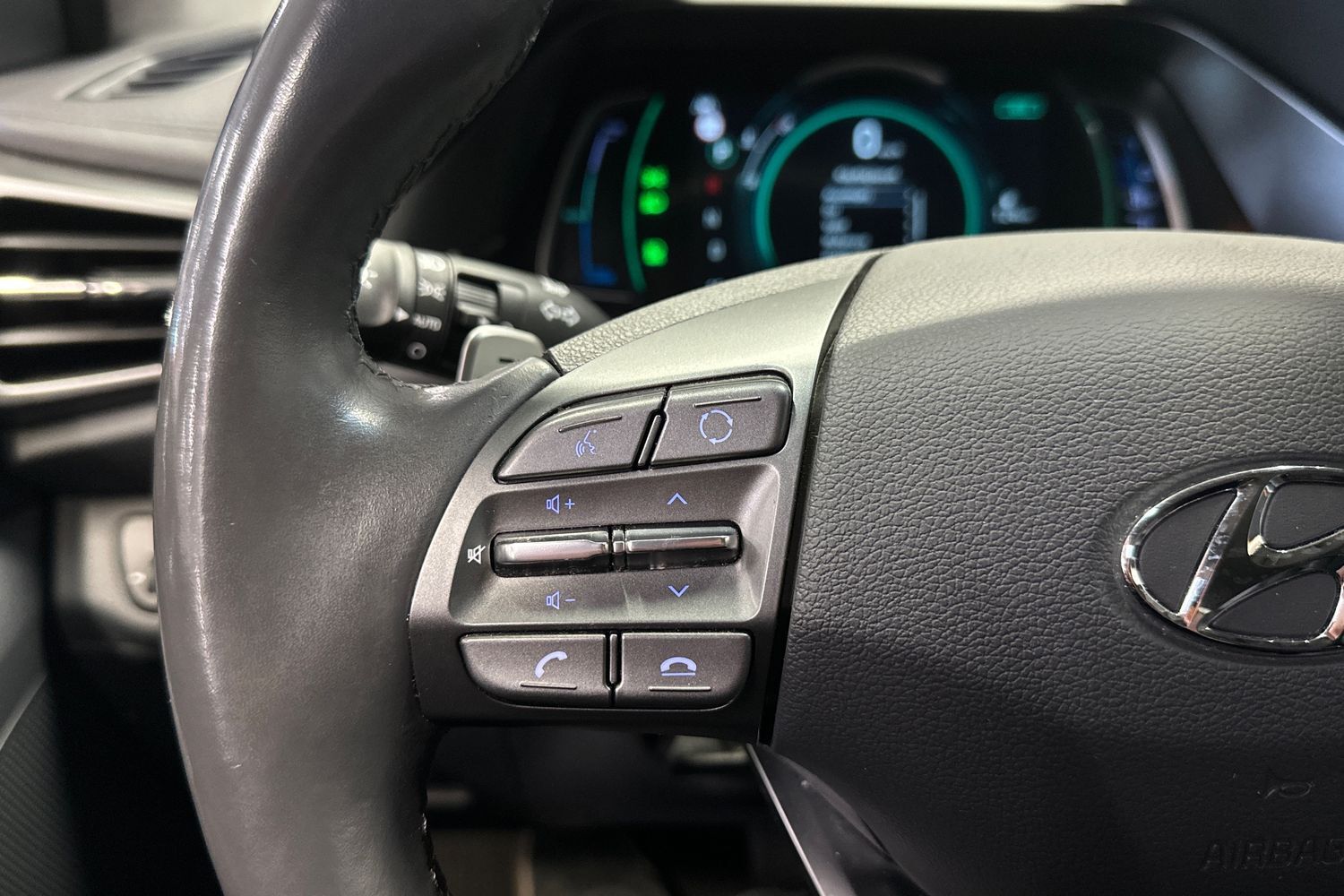 Hyundai IONIQ plug-in vaihtoauto