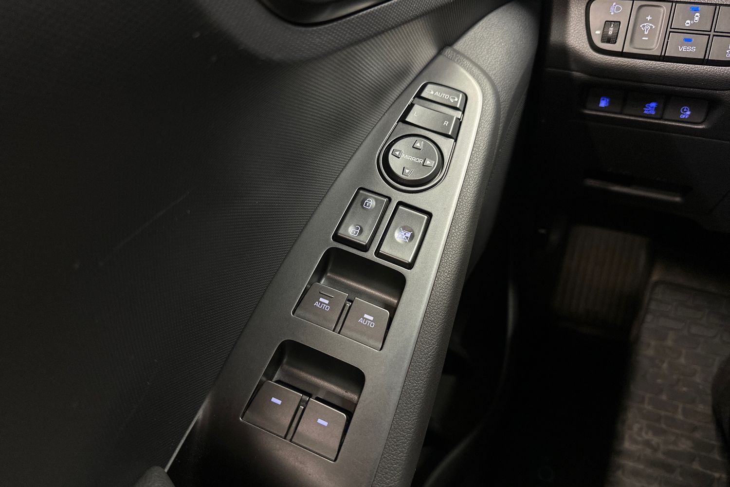 Hyundai IONIQ plug-in vaihtoauto