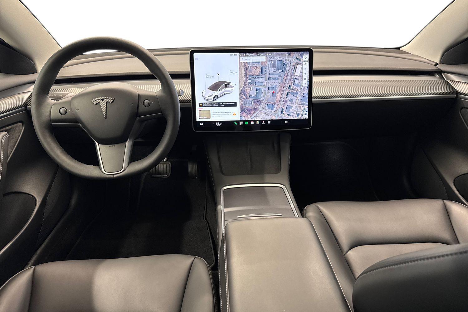 Tesla Model 3 vaihtoauto