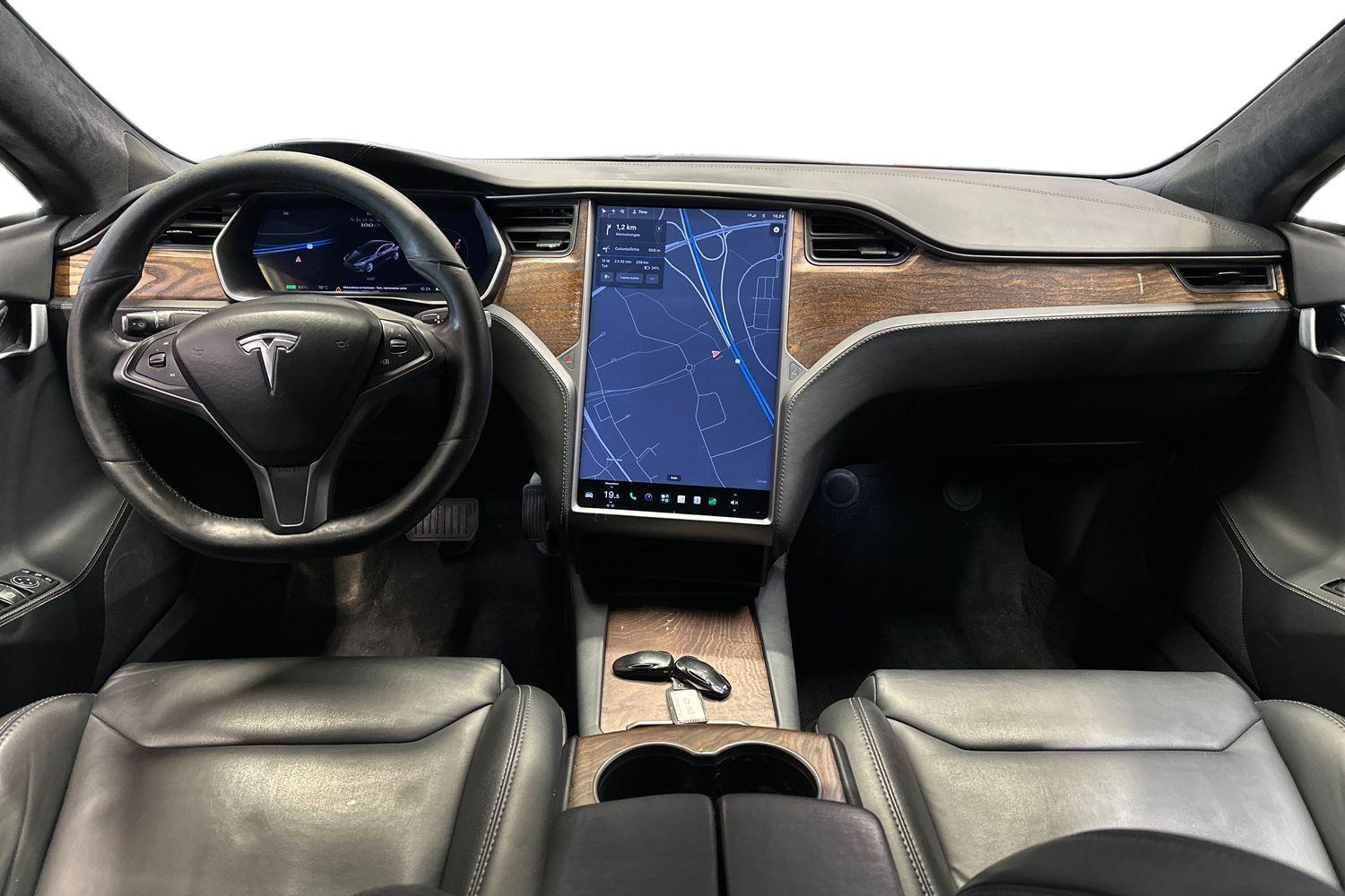 Tesla Model S vaihtoauto