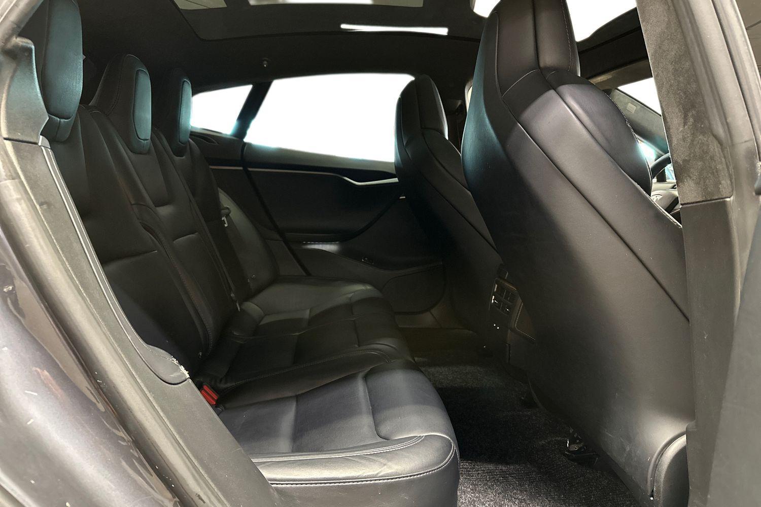 Tesla Model S vaihtoauto