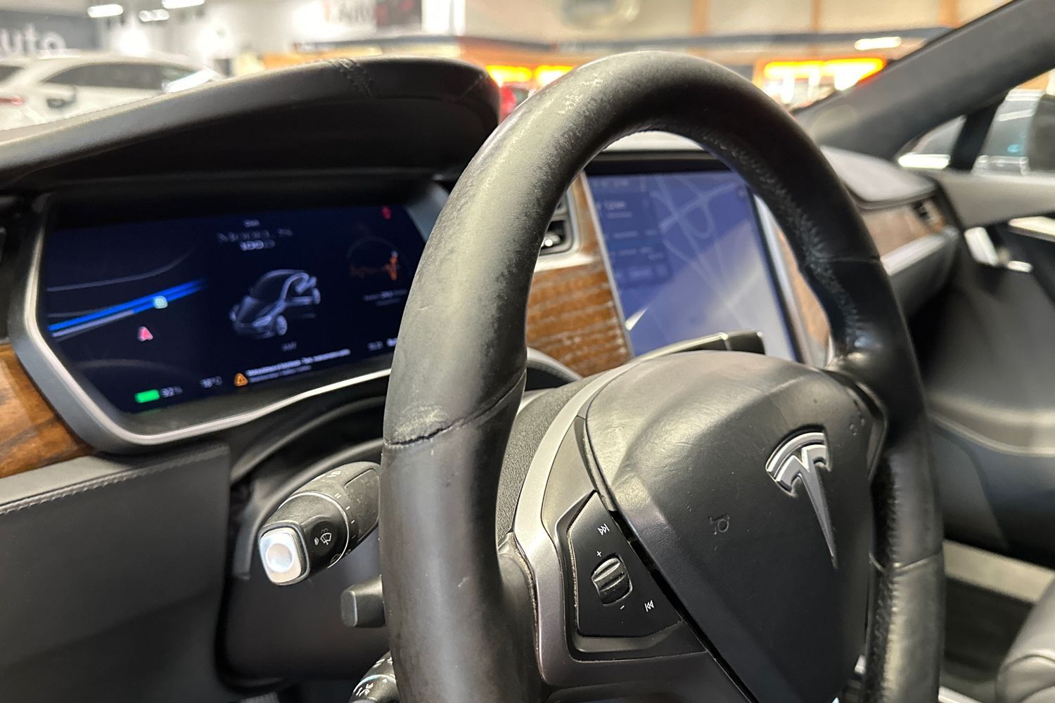 Tesla Model S vaihtoauto
