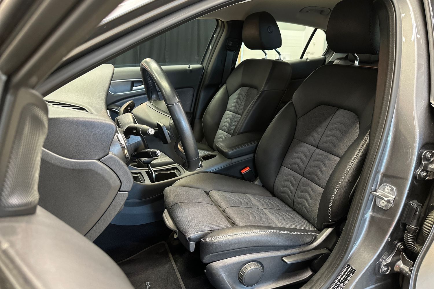 Mercedes-Benz GLA vaihtoauto