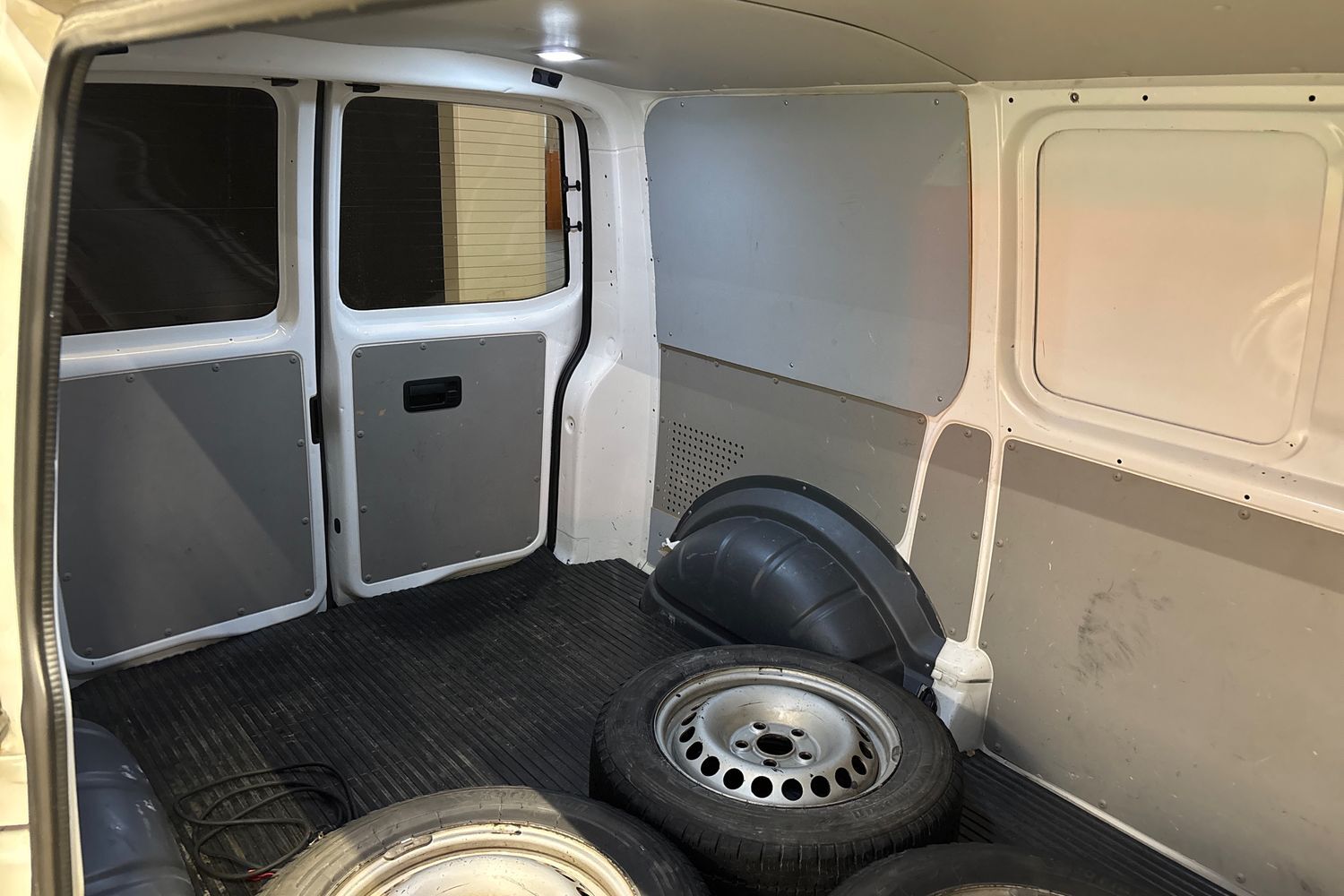 Volkswagen Transporter vaihtoauto