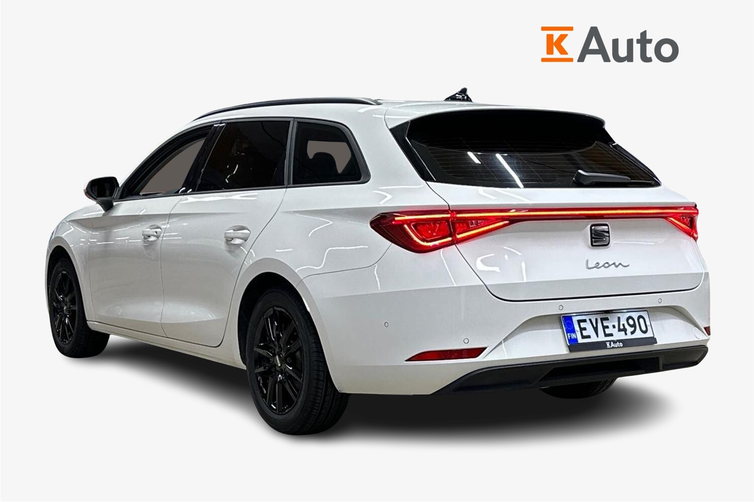 SEAT Leon Sportstourer vaihtoauto
