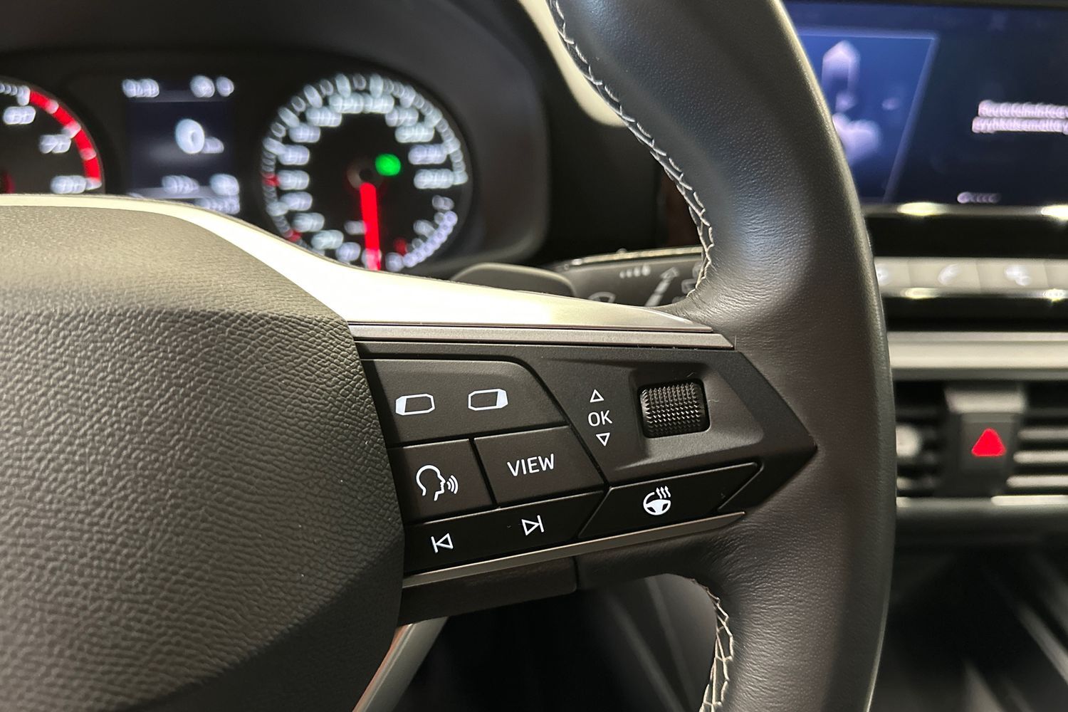 SEAT Leon Sportstourer vaihtoauto