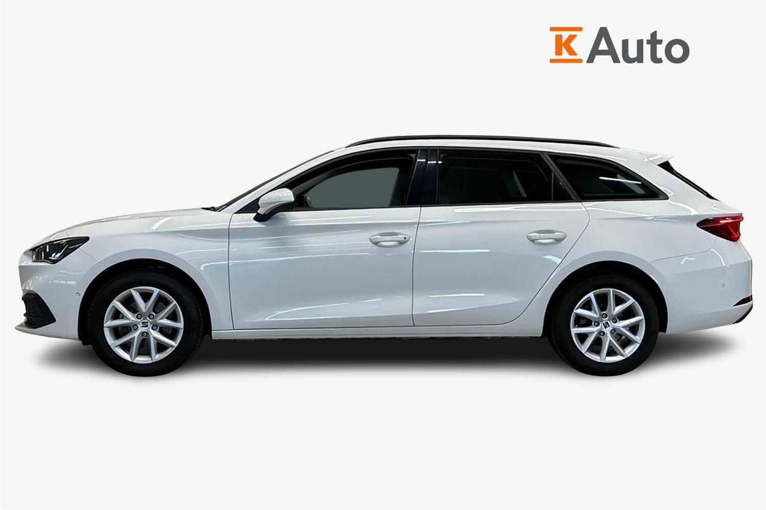 SEAT Leon Sportstourer vaihtoauto