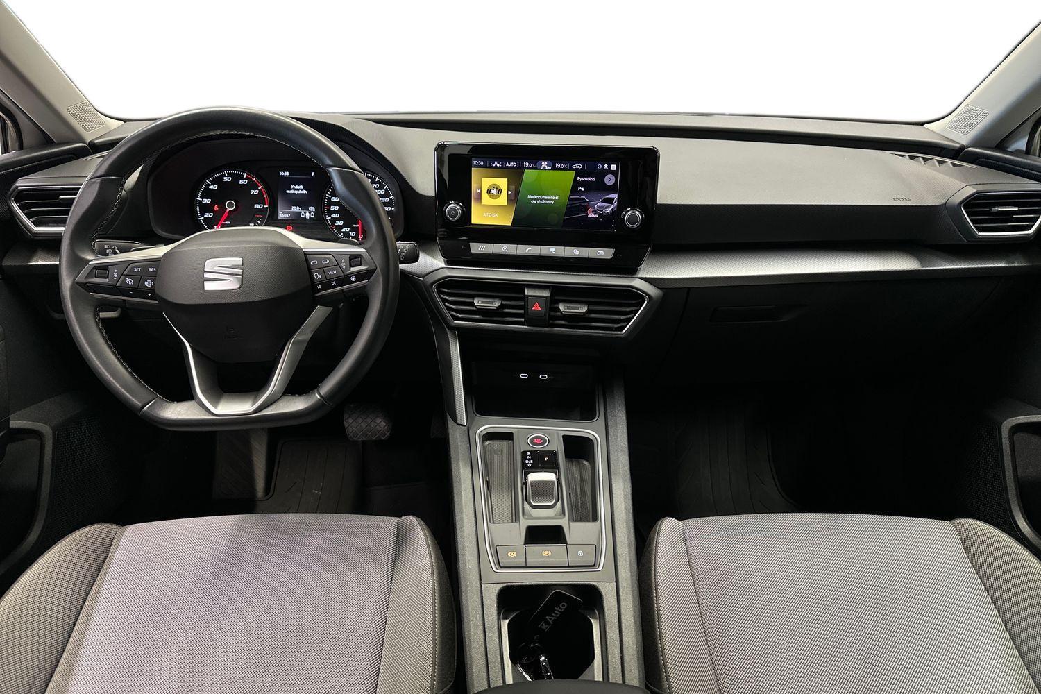 SEAT Leon Sportstourer vaihtoauto