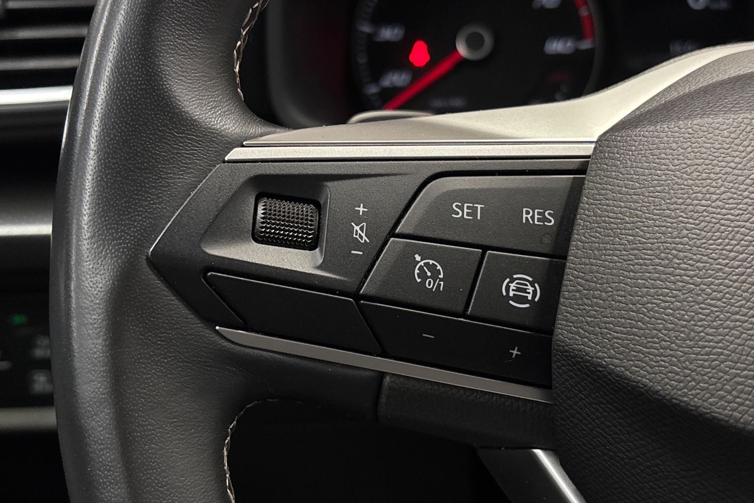 SEAT Leon Sportstourer vaihtoauto