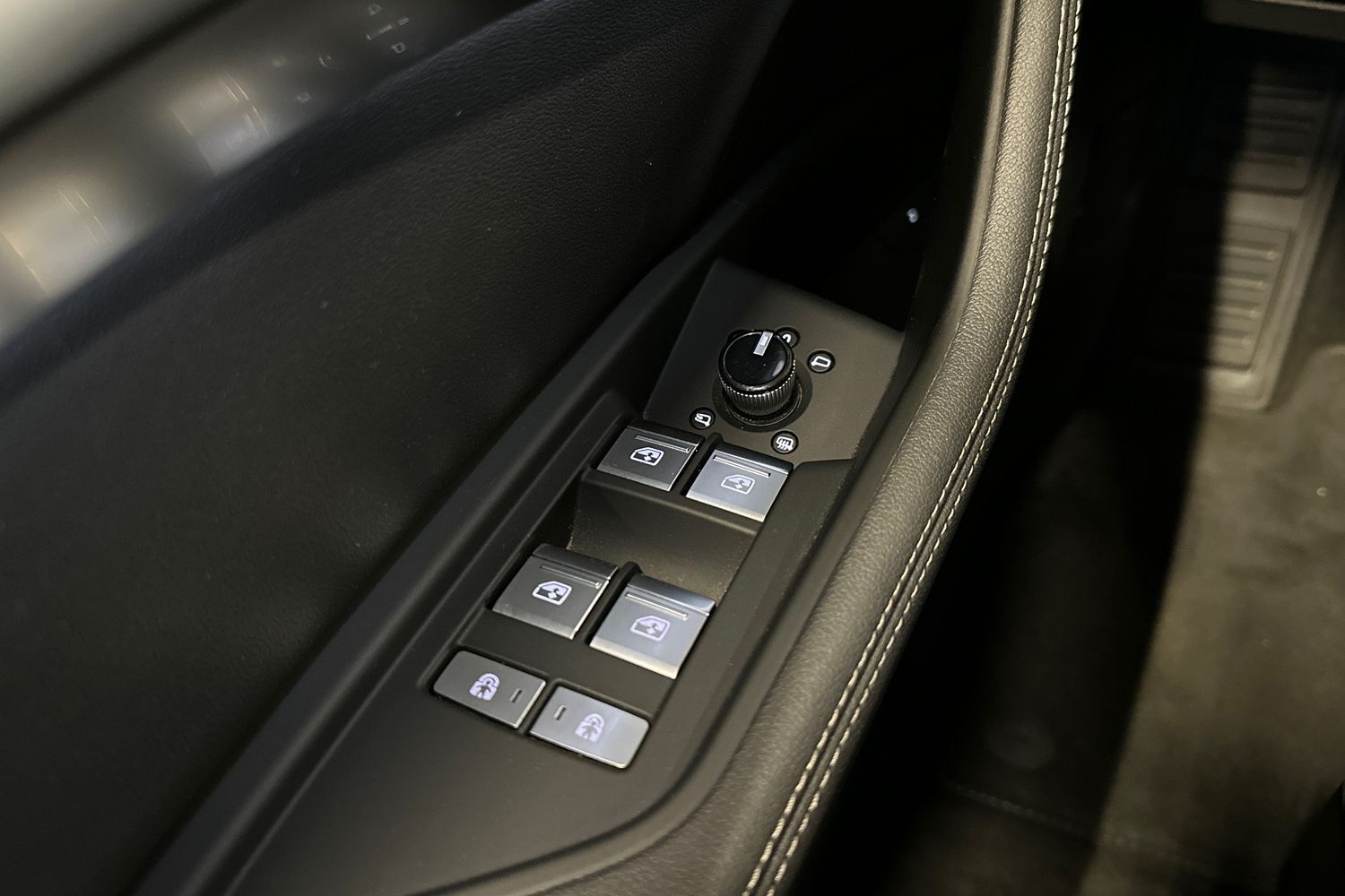 Audi Q8 e-tron vaihtoauto