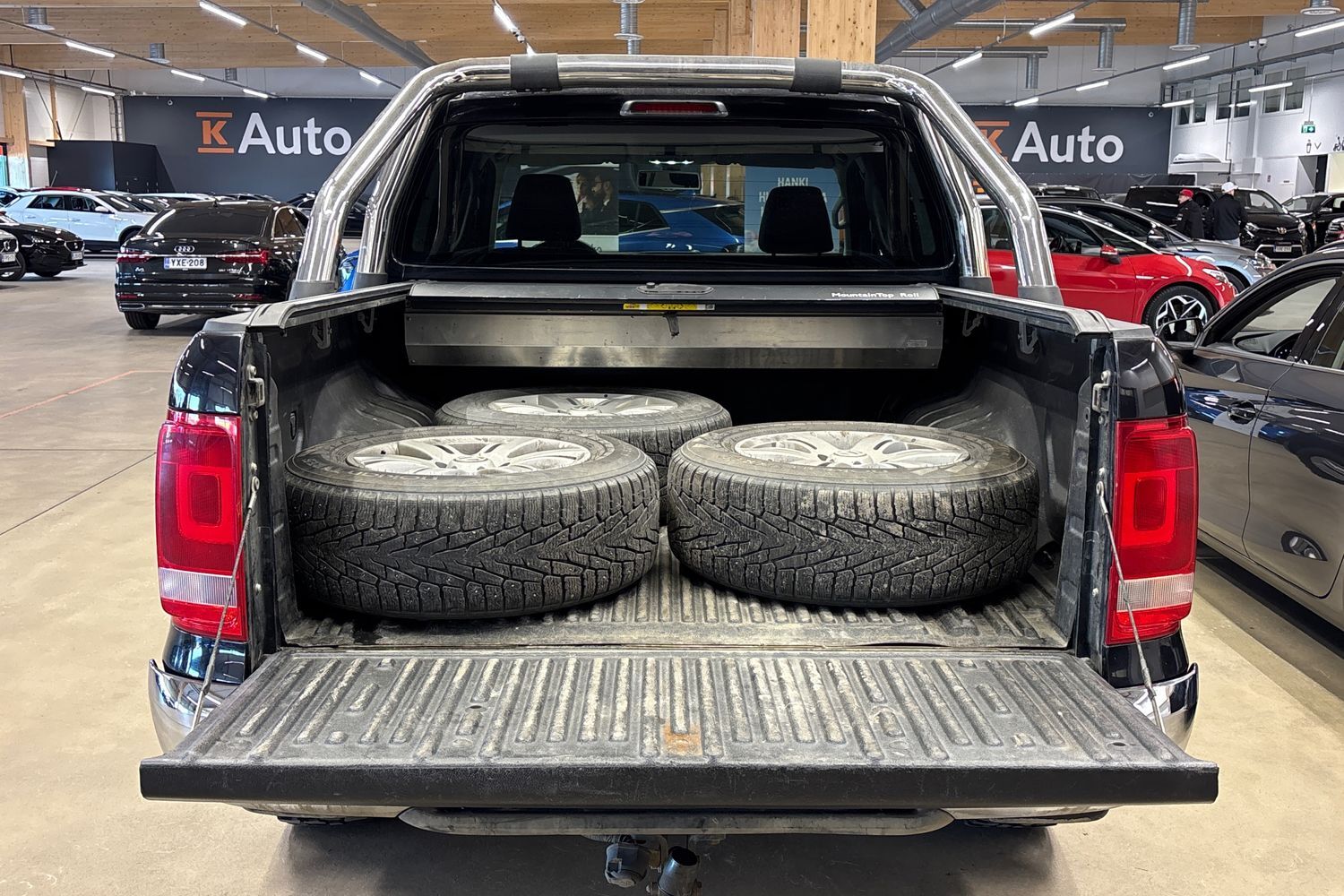Volkswagen Amarok vaihtoauto