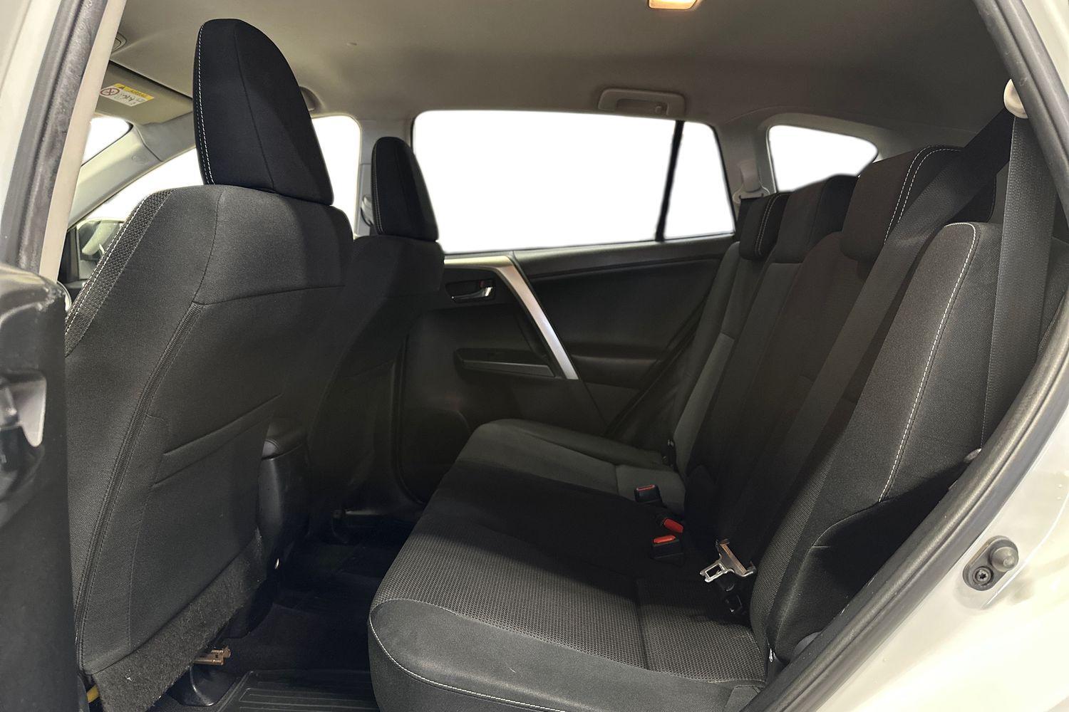 Toyota RAV4 vaihtoauto