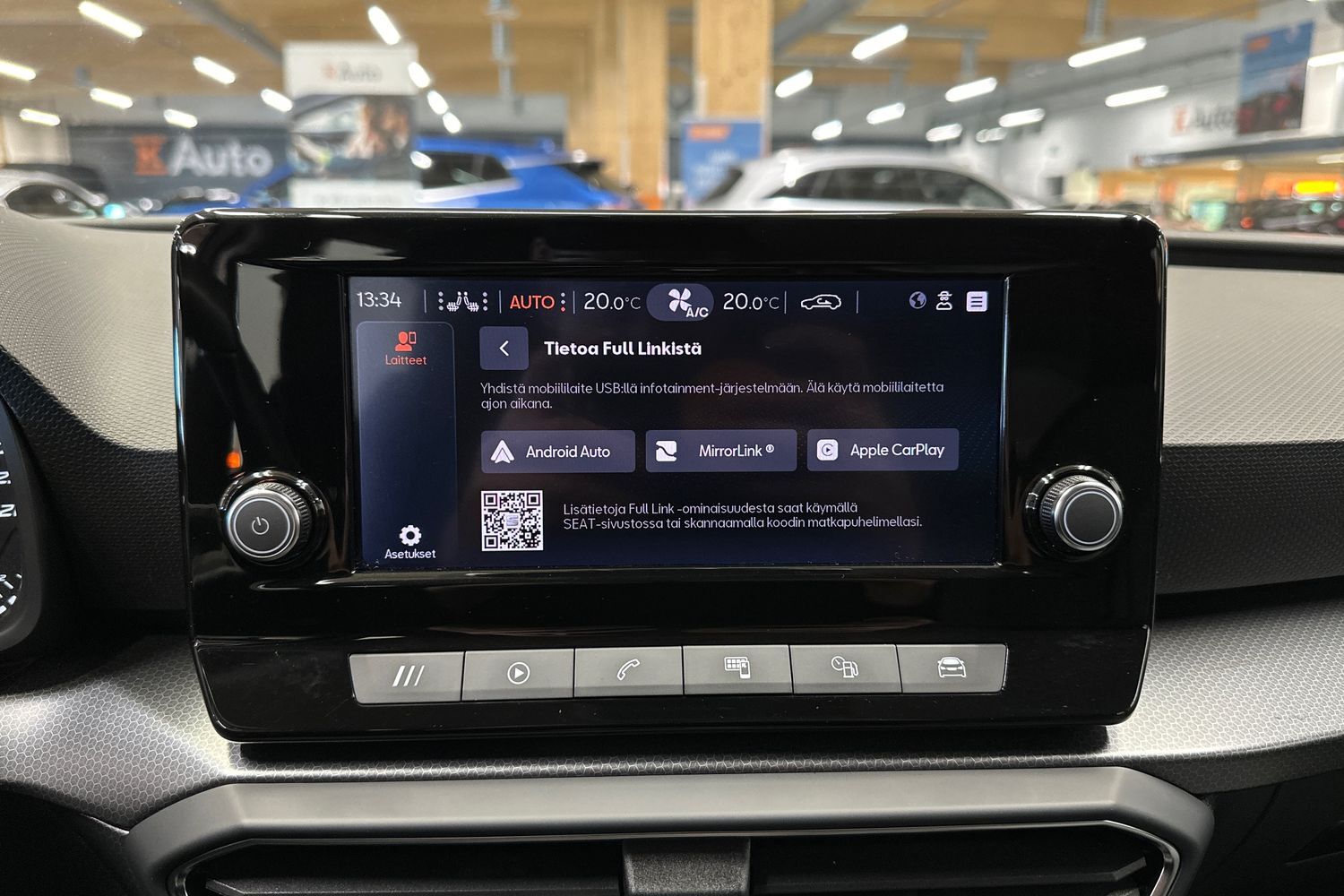 SEAT Leon Sportstourer vaihtoauto