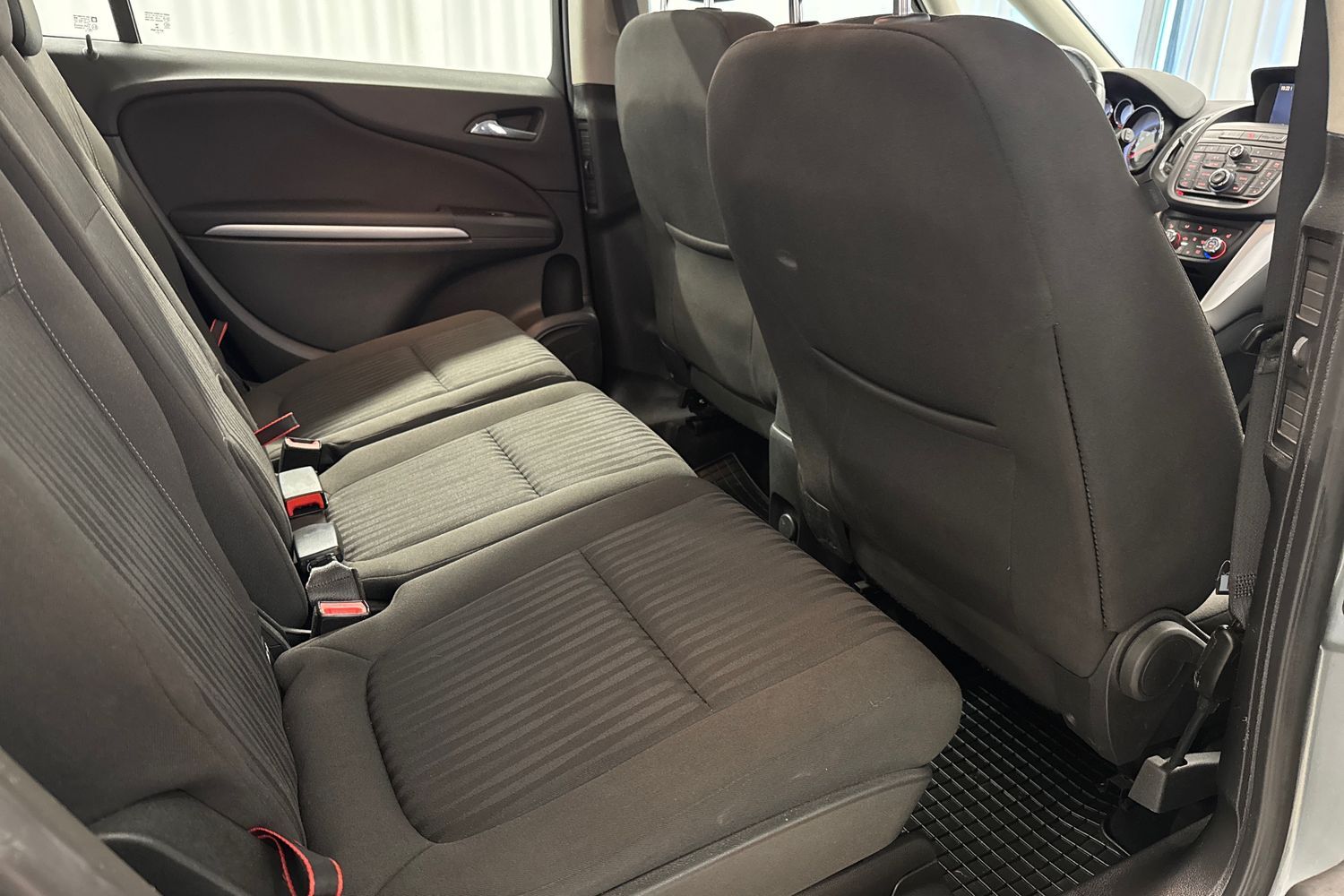 Opel Zafira Tourer vaihtoauto