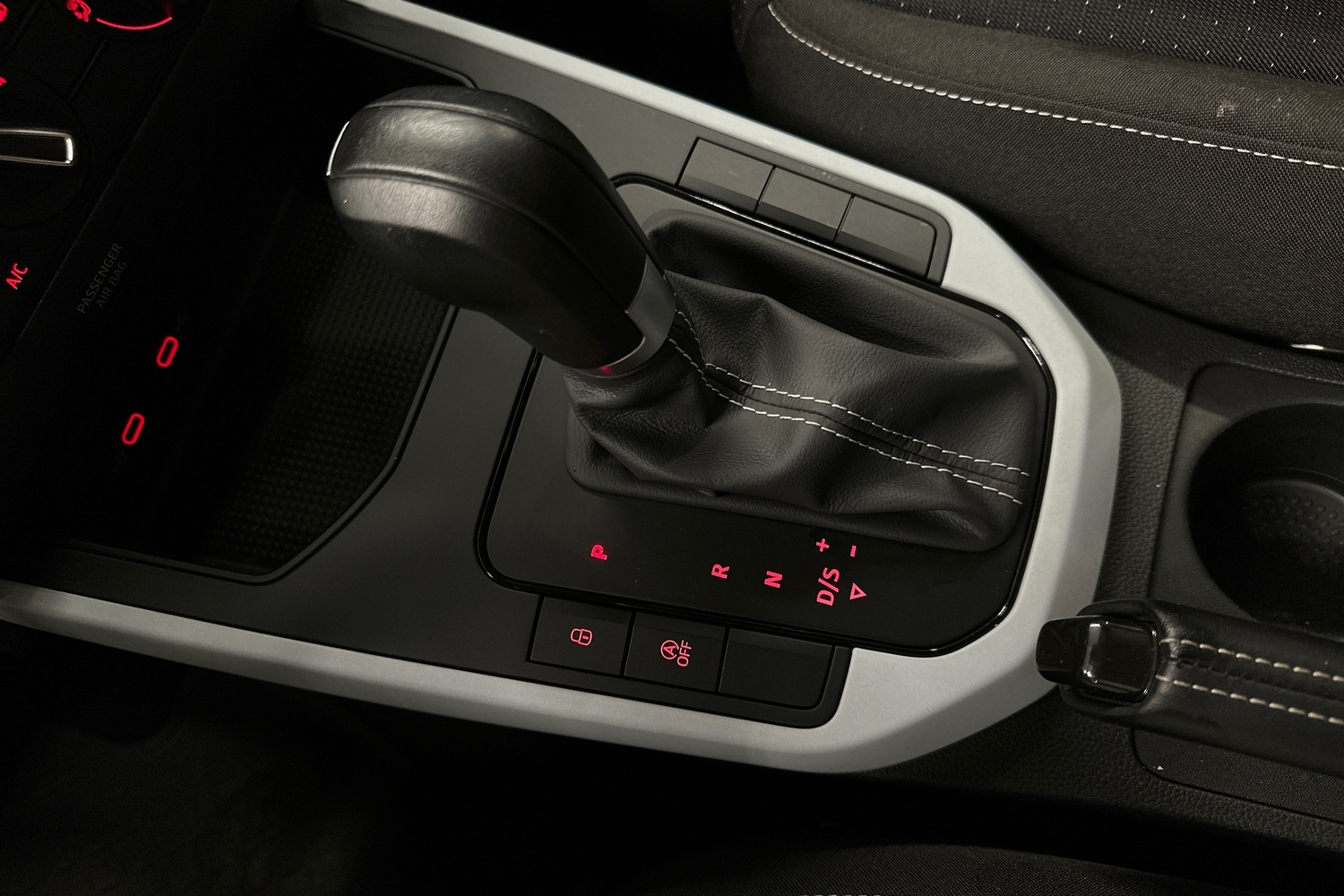 SEAT Arona vaihtoauto