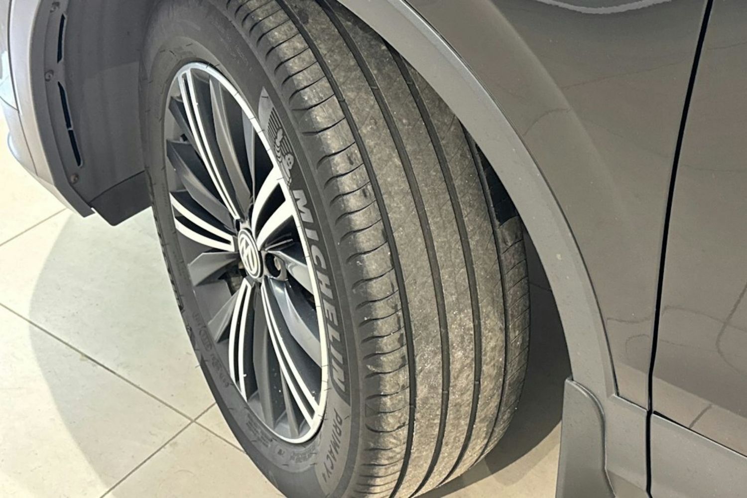 Volkswagen Tiguan vaihtoauto