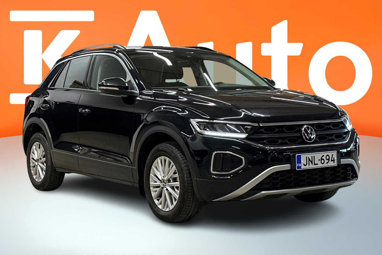 Volkswagen T-Roc vaihtoauto