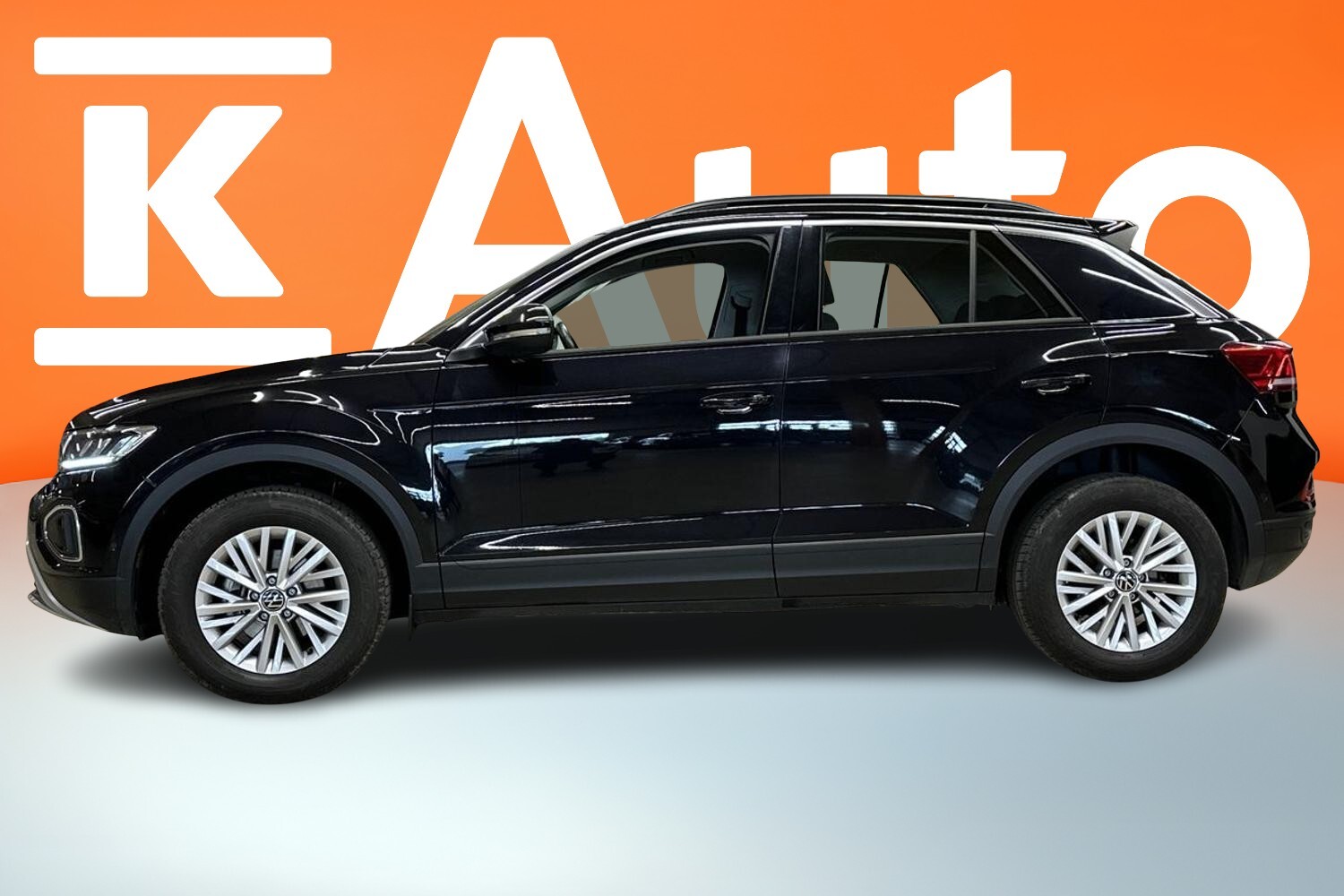 Volkswagen T-Roc vaihtoauto
