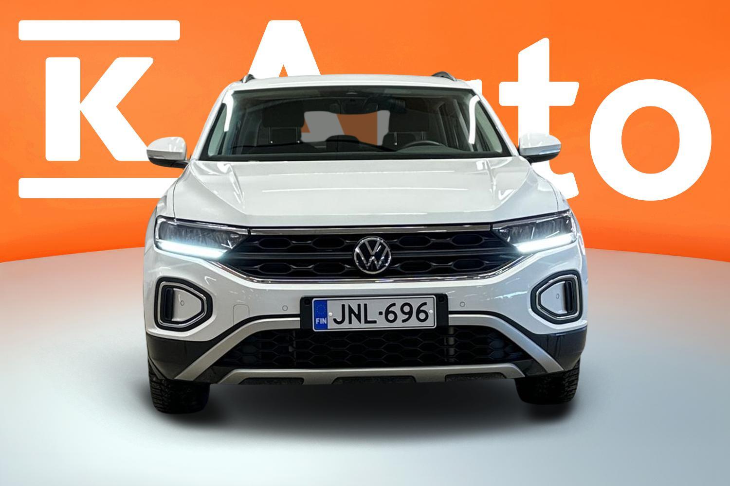 Volkswagen T-Roc vaihtoauto