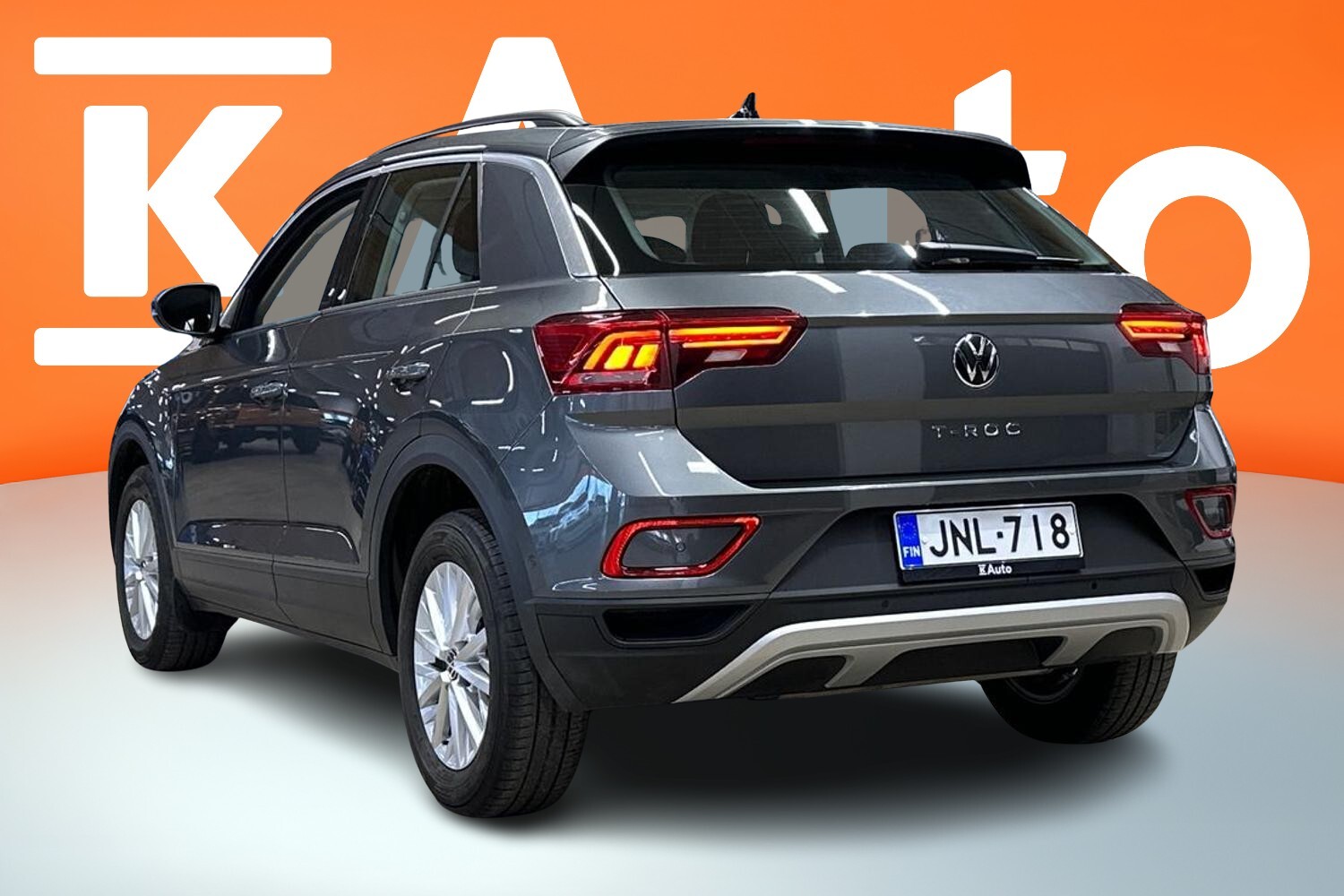 Volkswagen T-Roc vaihtoauto