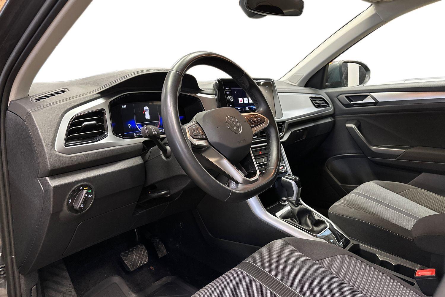 Volkswagen T-Roc vaihtoauto