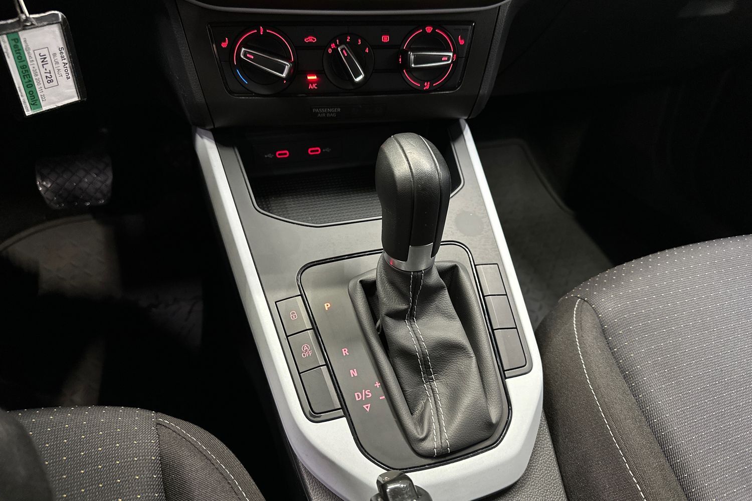 SEAT Arona vaihtoauto