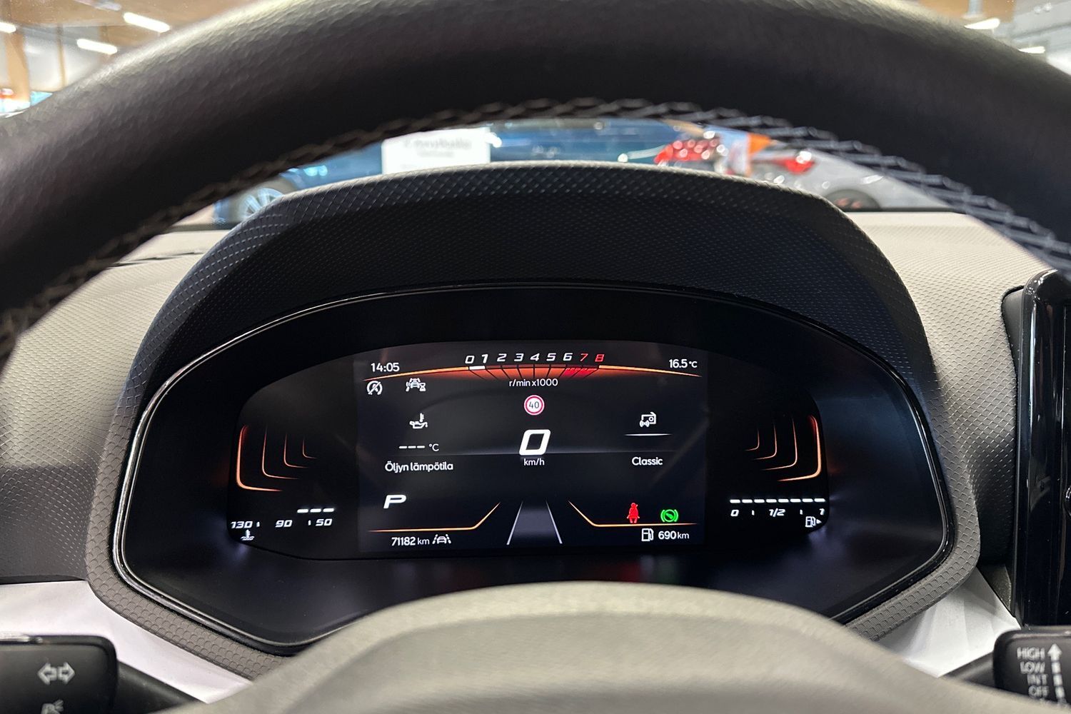 SEAT Arona vaihtoauto