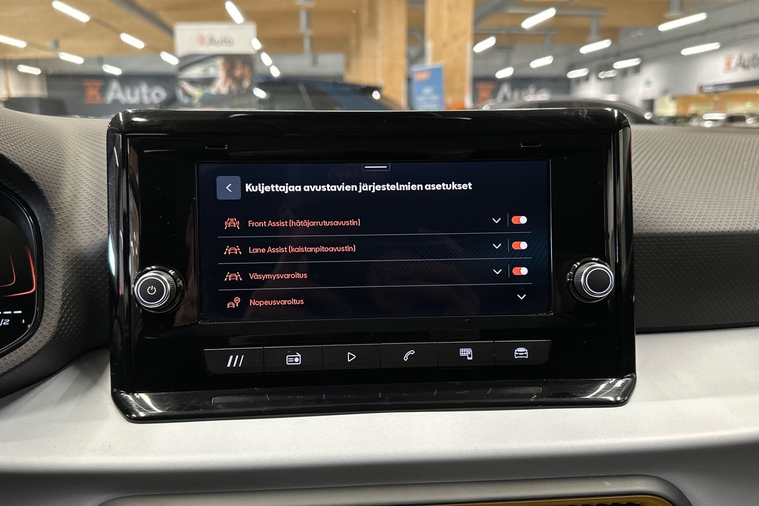 SEAT Arona vaihtoauto