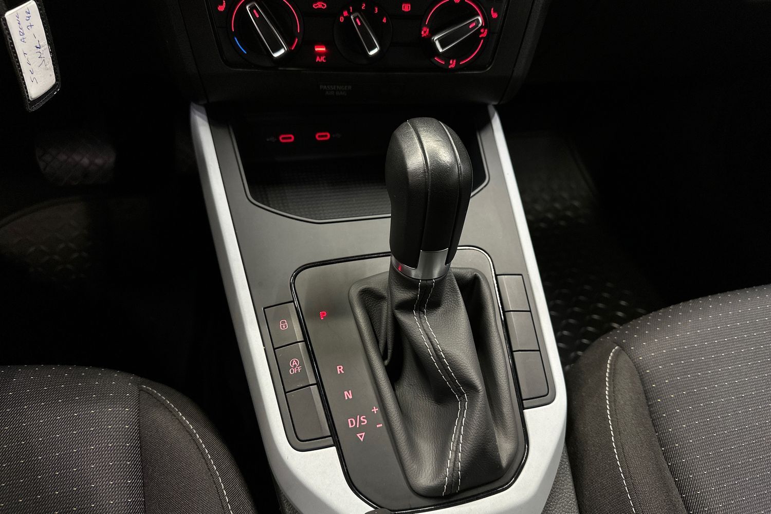 SEAT Arona vaihtoauto