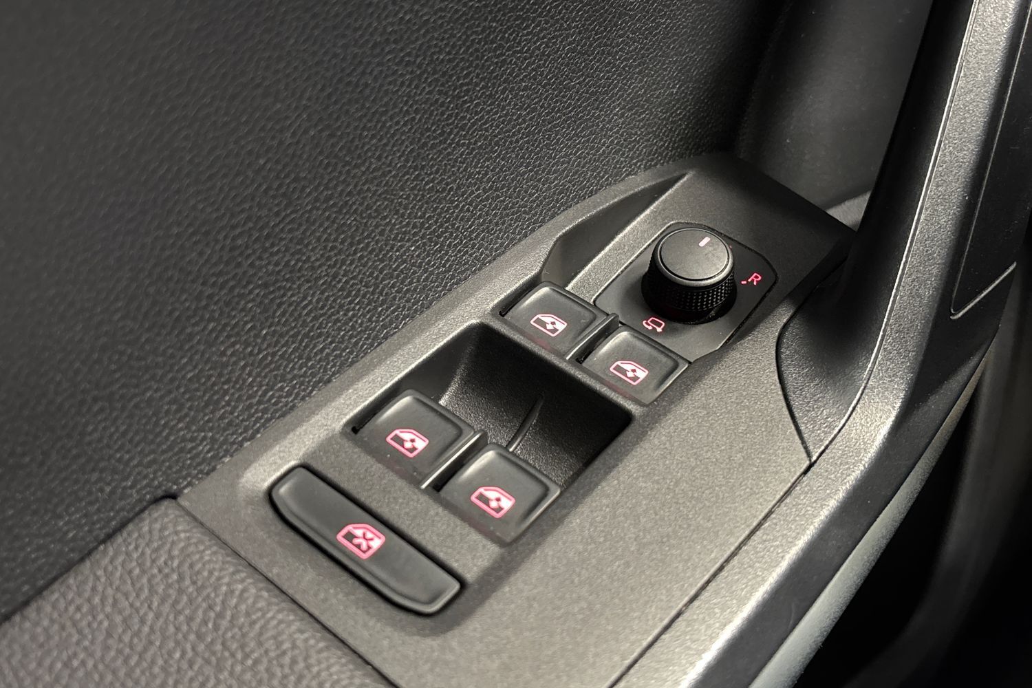SEAT Arona vaihtoauto