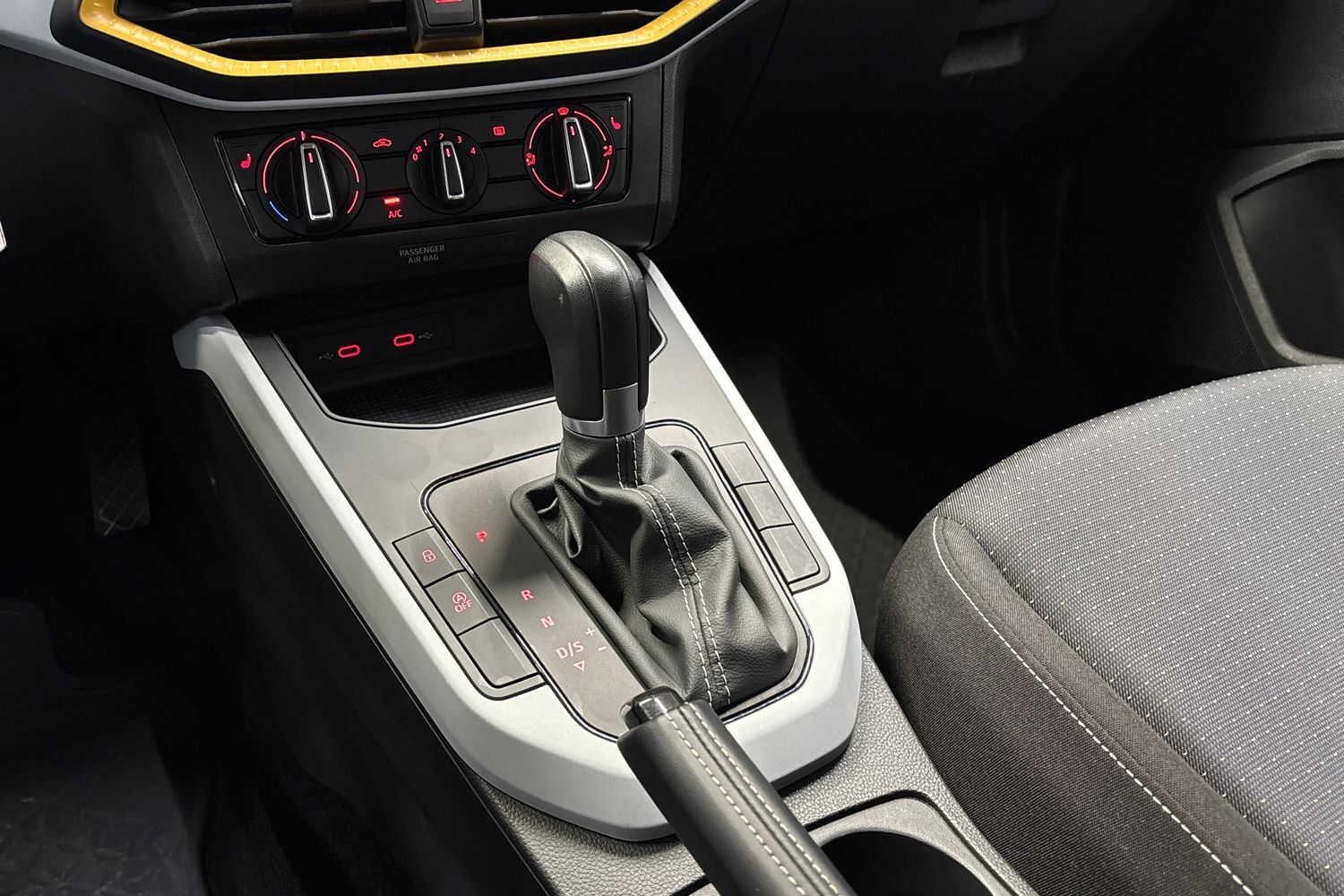SEAT Arona vaihtoauto