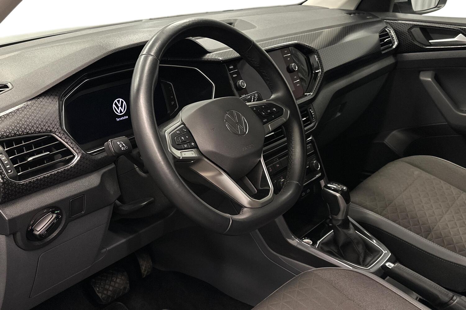 Volkswagen T-Cross vaihtoauto