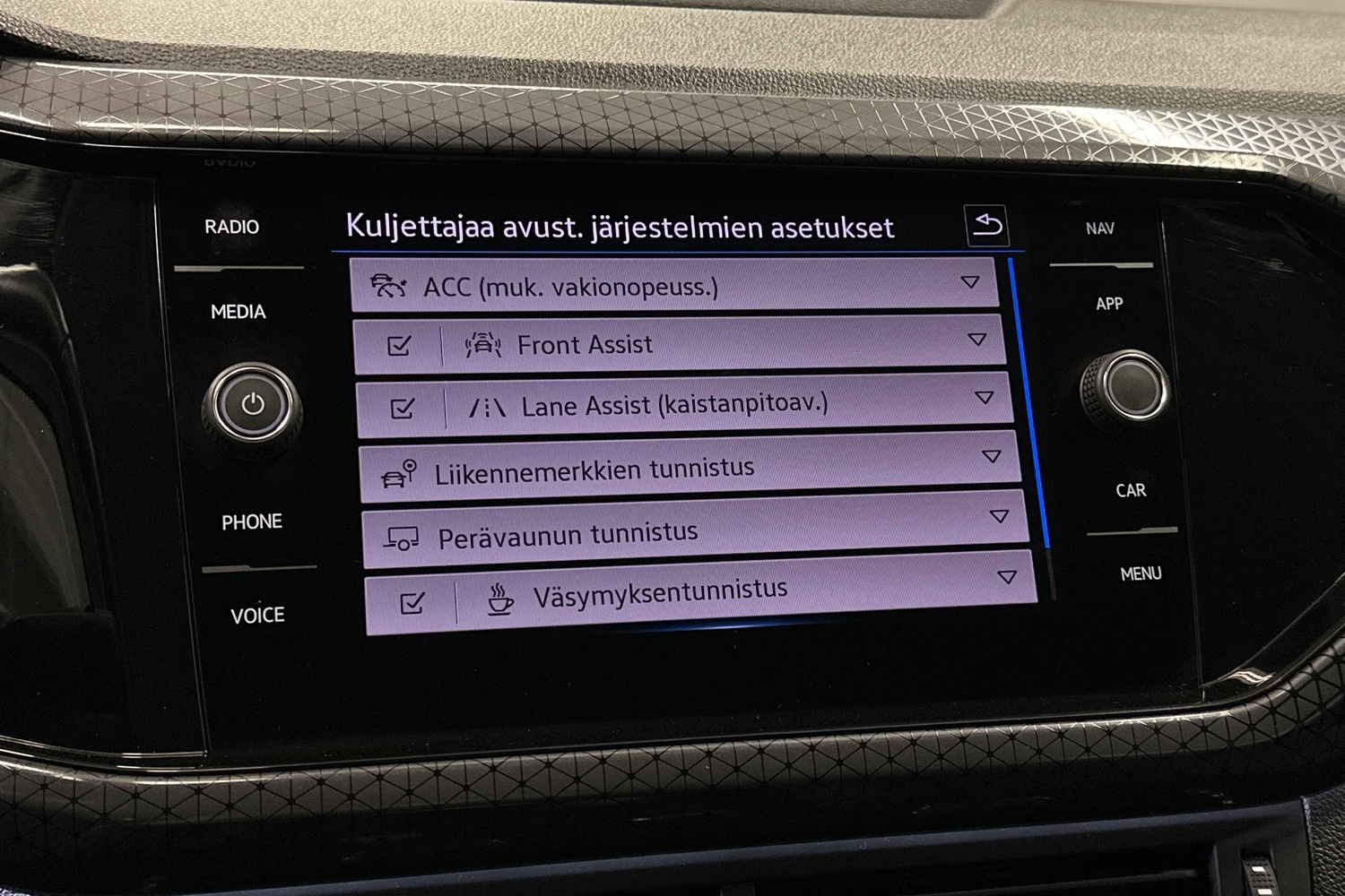 Volkswagen T-Cross vaihtoauto