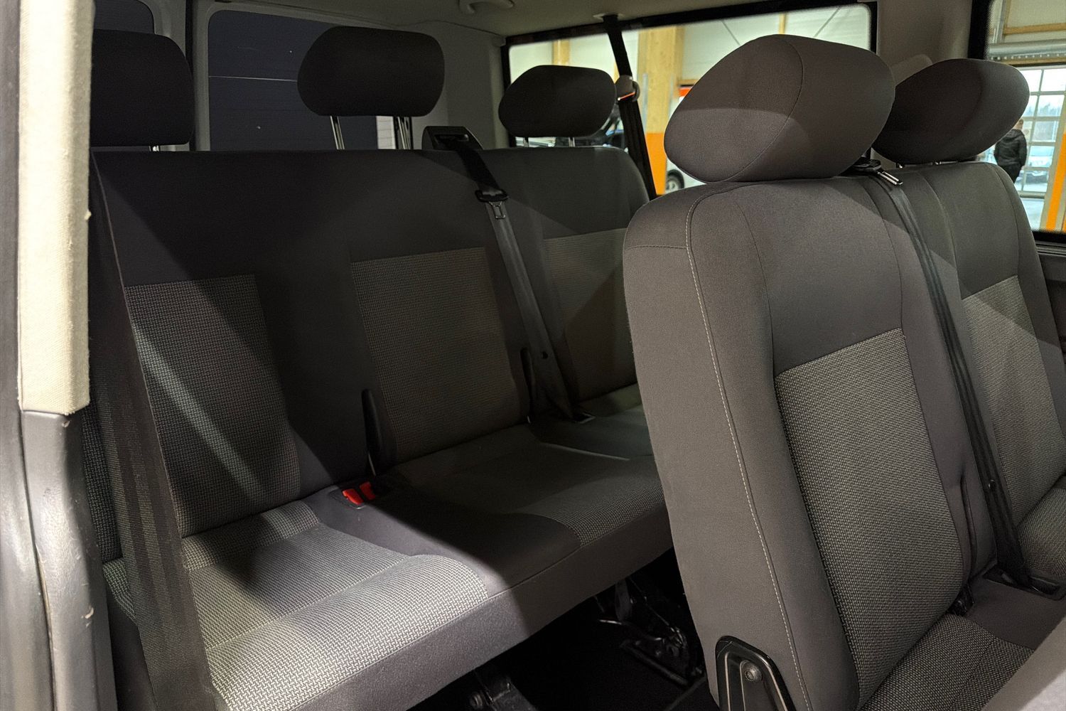 Volkswagen Caravelle vaihtoauto