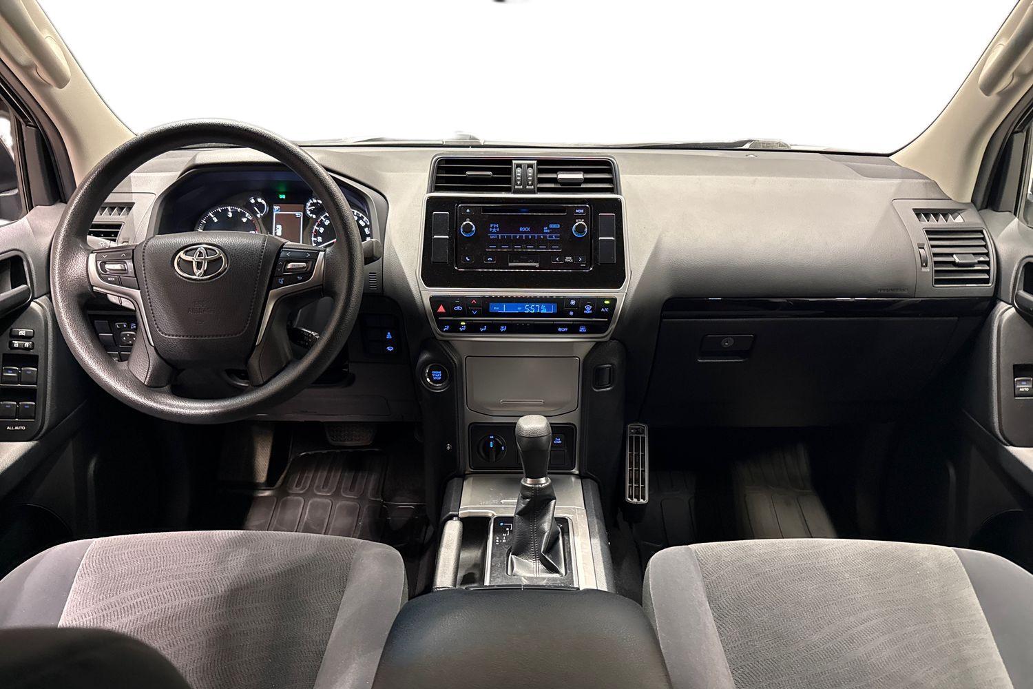 Toyota Land Cruiser vaihtoauto