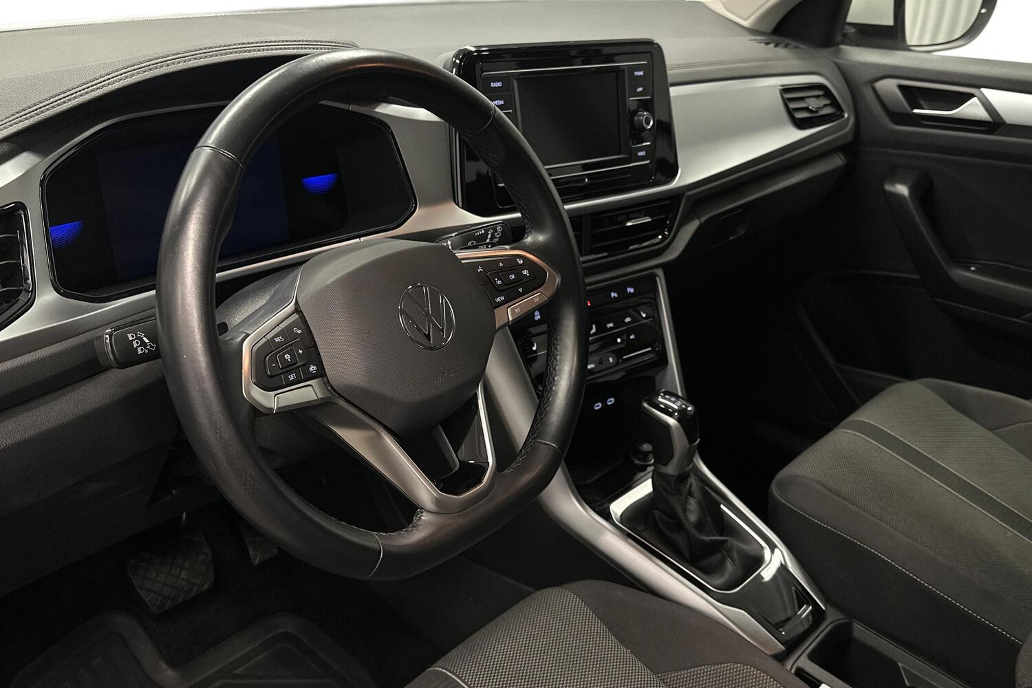 Volkswagen T-Roc vaihtoauto