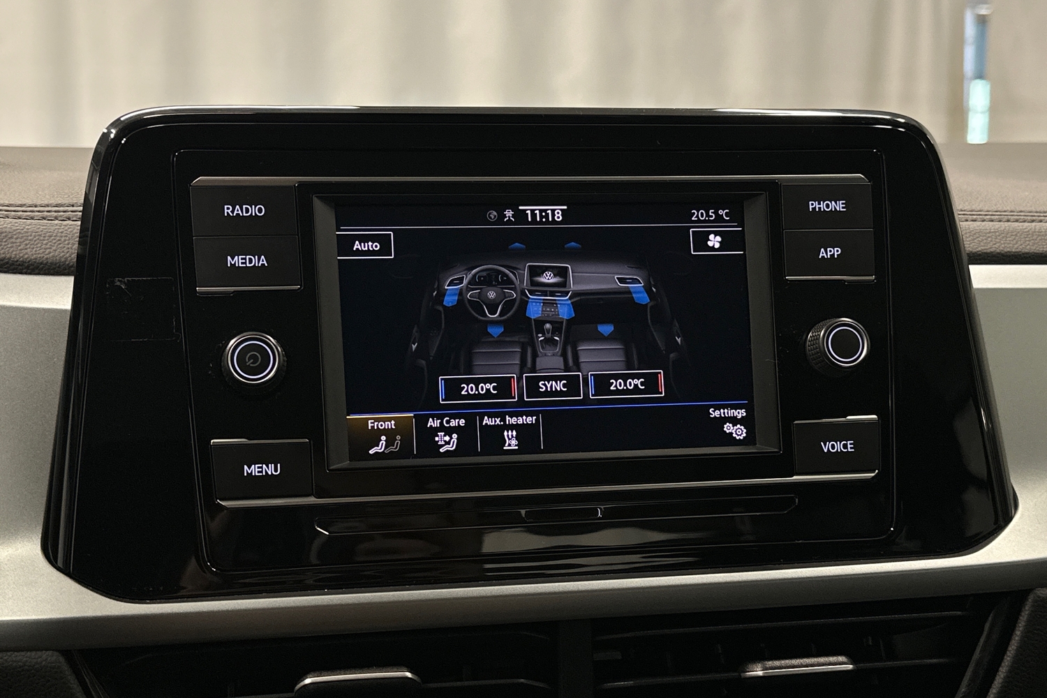 Volkswagen T-Roc vaihtoauto