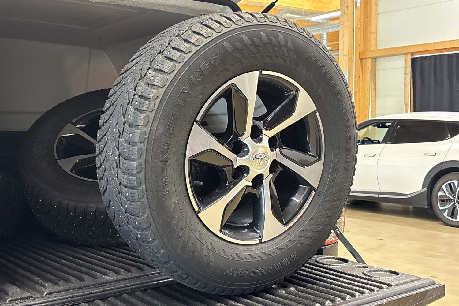 Toyota Hilux vaihtoauto