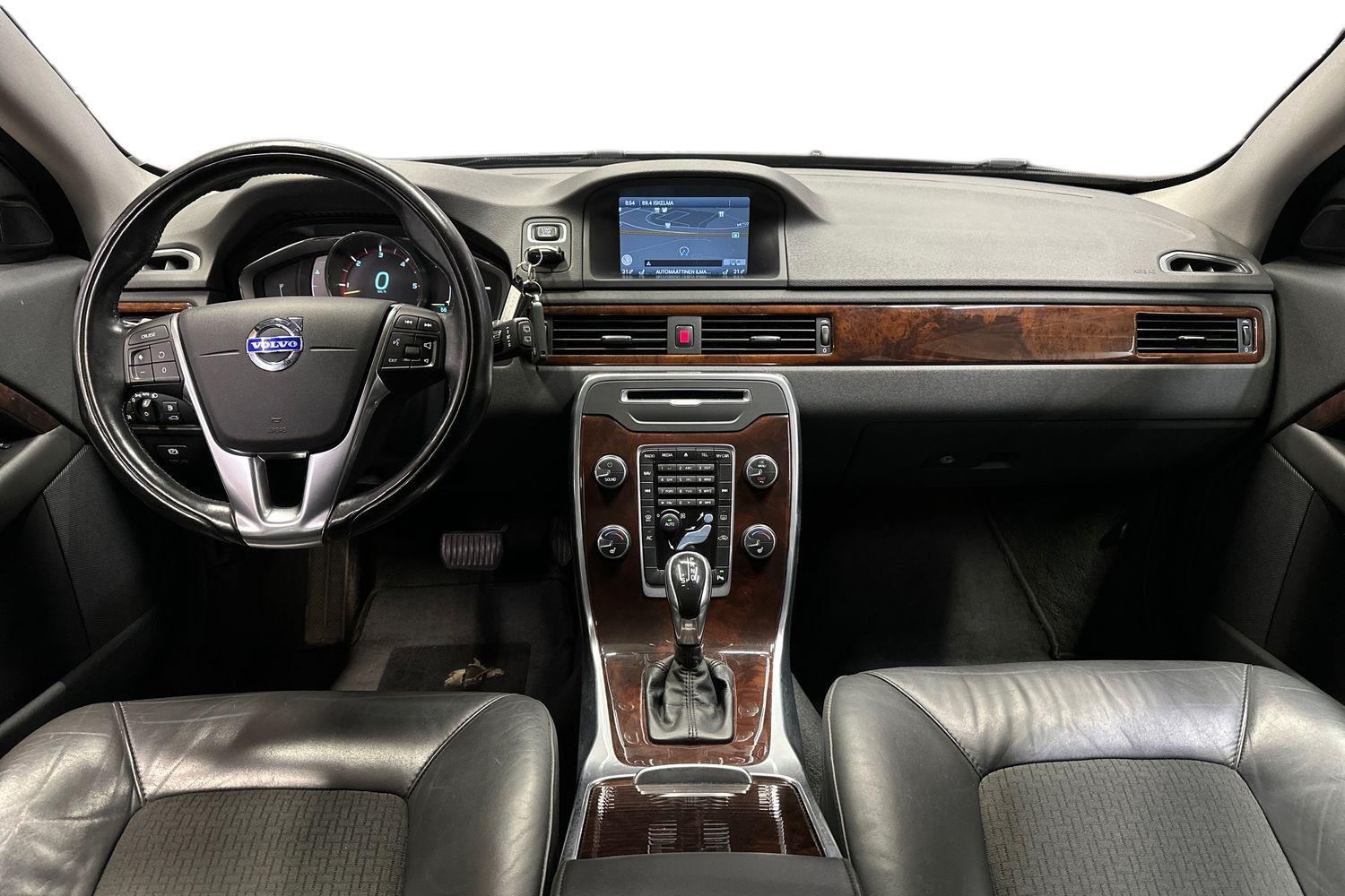 Volvo V70 vaihtoauto