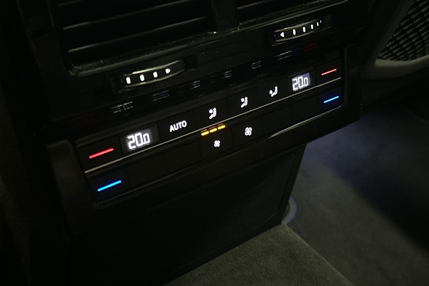 Volkswagen Touareg vaihtoauto