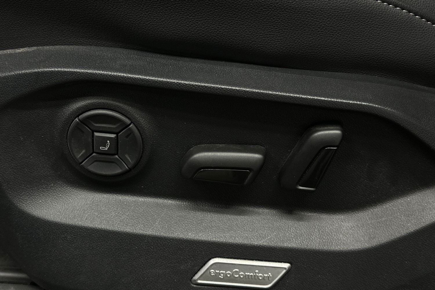 Volkswagen Touareg vaihtoauto