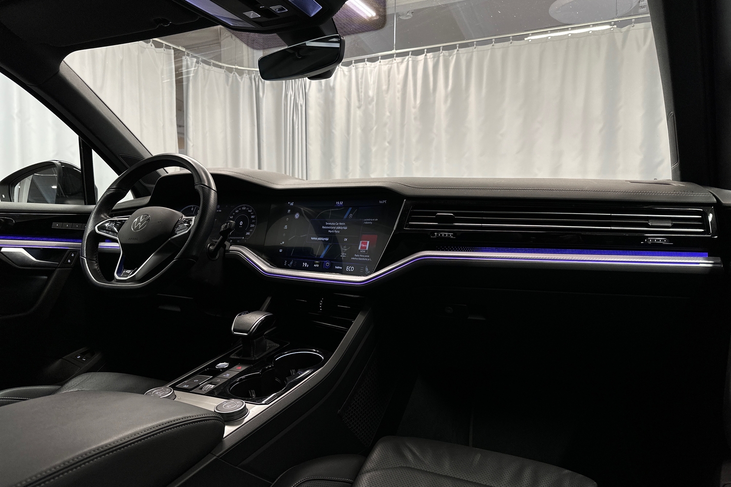 Volkswagen Touareg vaihtoauto