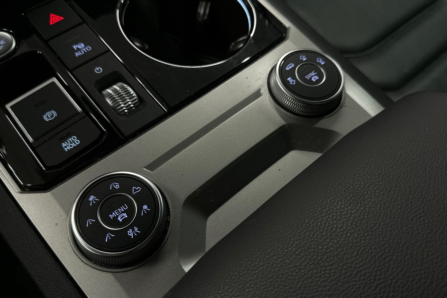 Volkswagen Touareg vaihtoauto