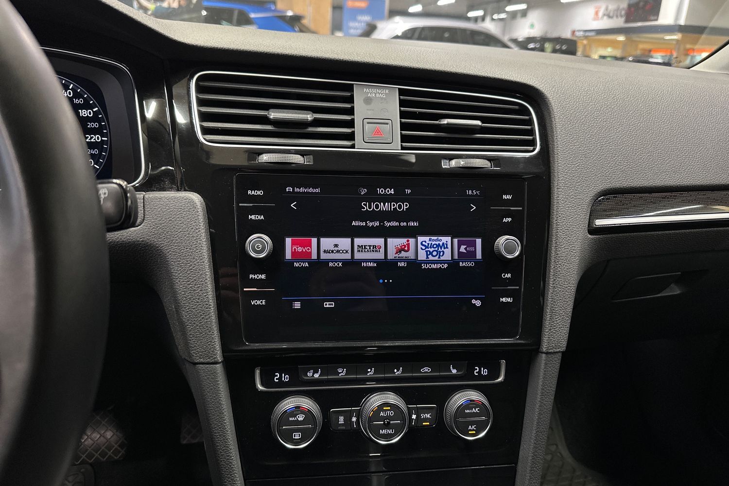Volkswagen Golf vaihtoauto