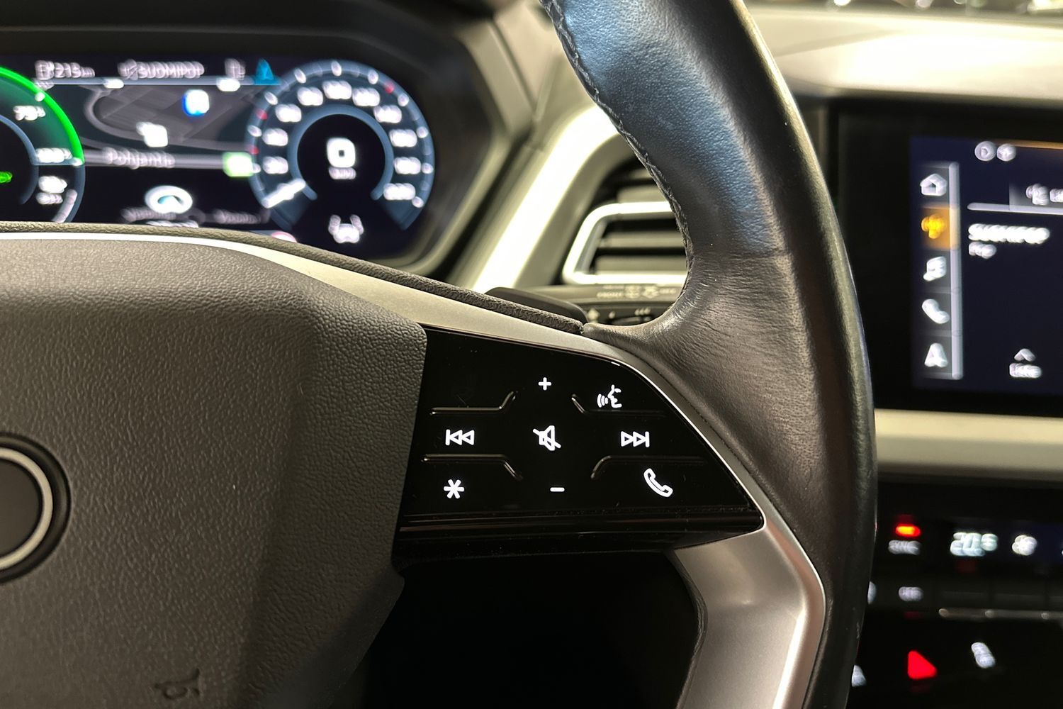 Audi Q4 e-tron vaihtoauto
