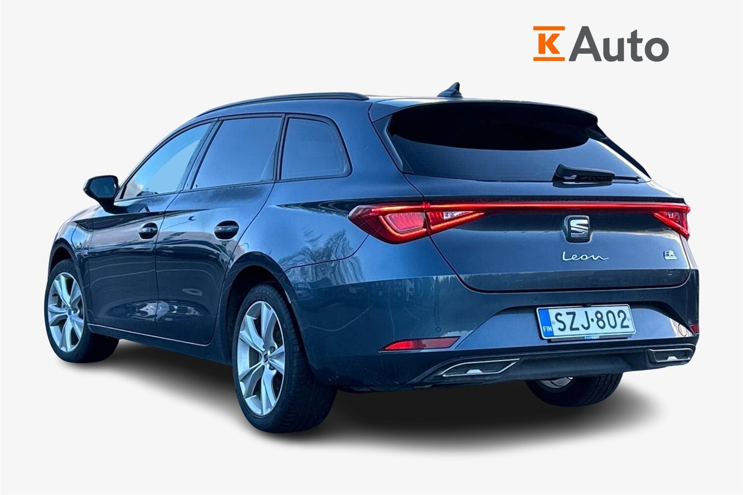 SEAT Leon Sportstourer vaihtoauto