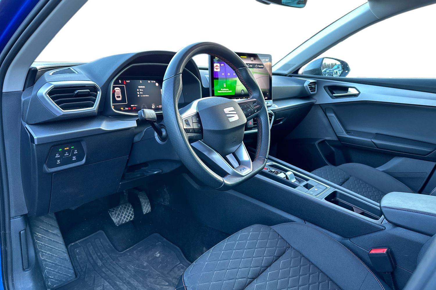 SEAT Leon Sportstourer vaihtoauto