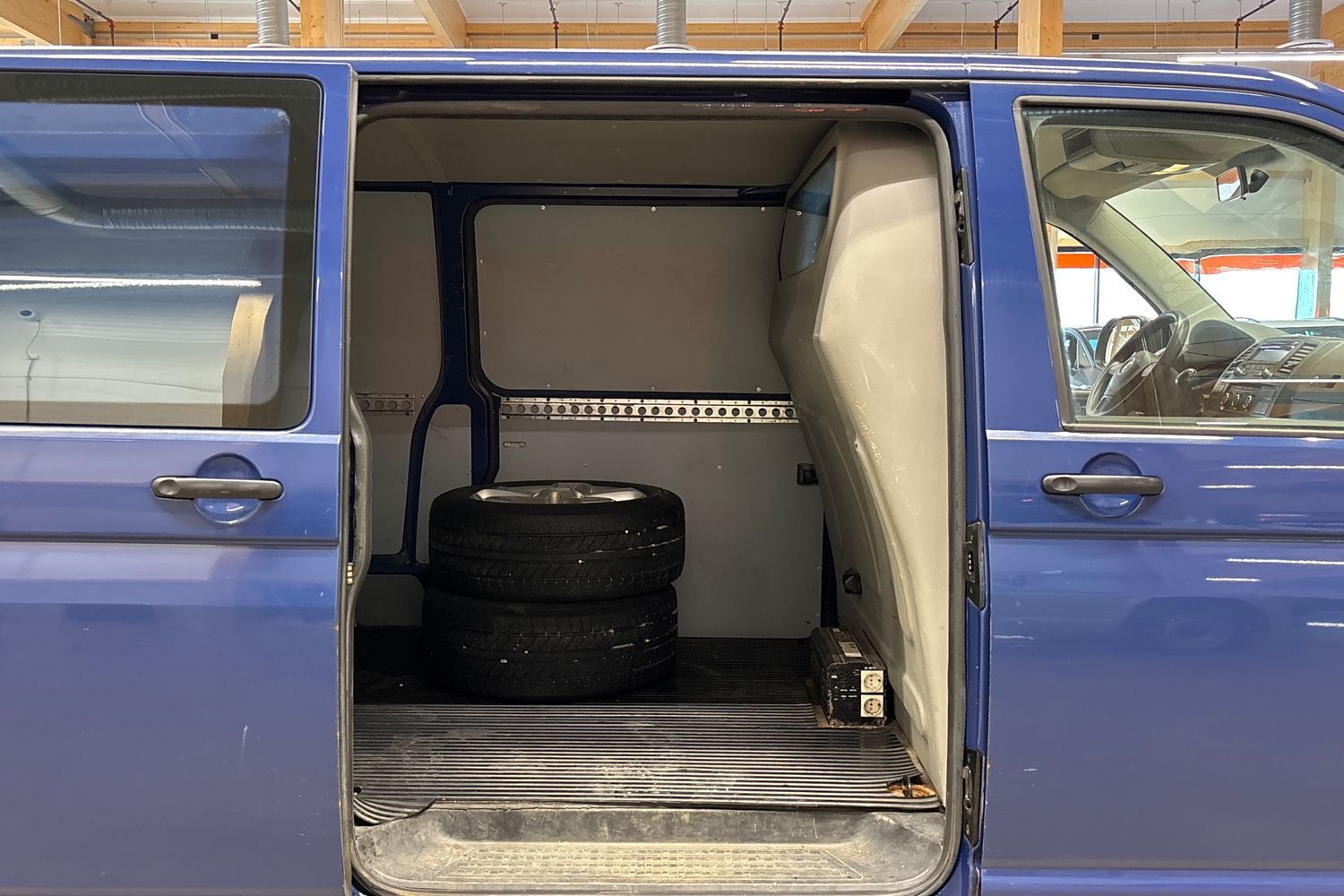 Volkswagen Transporter vaihtoauto