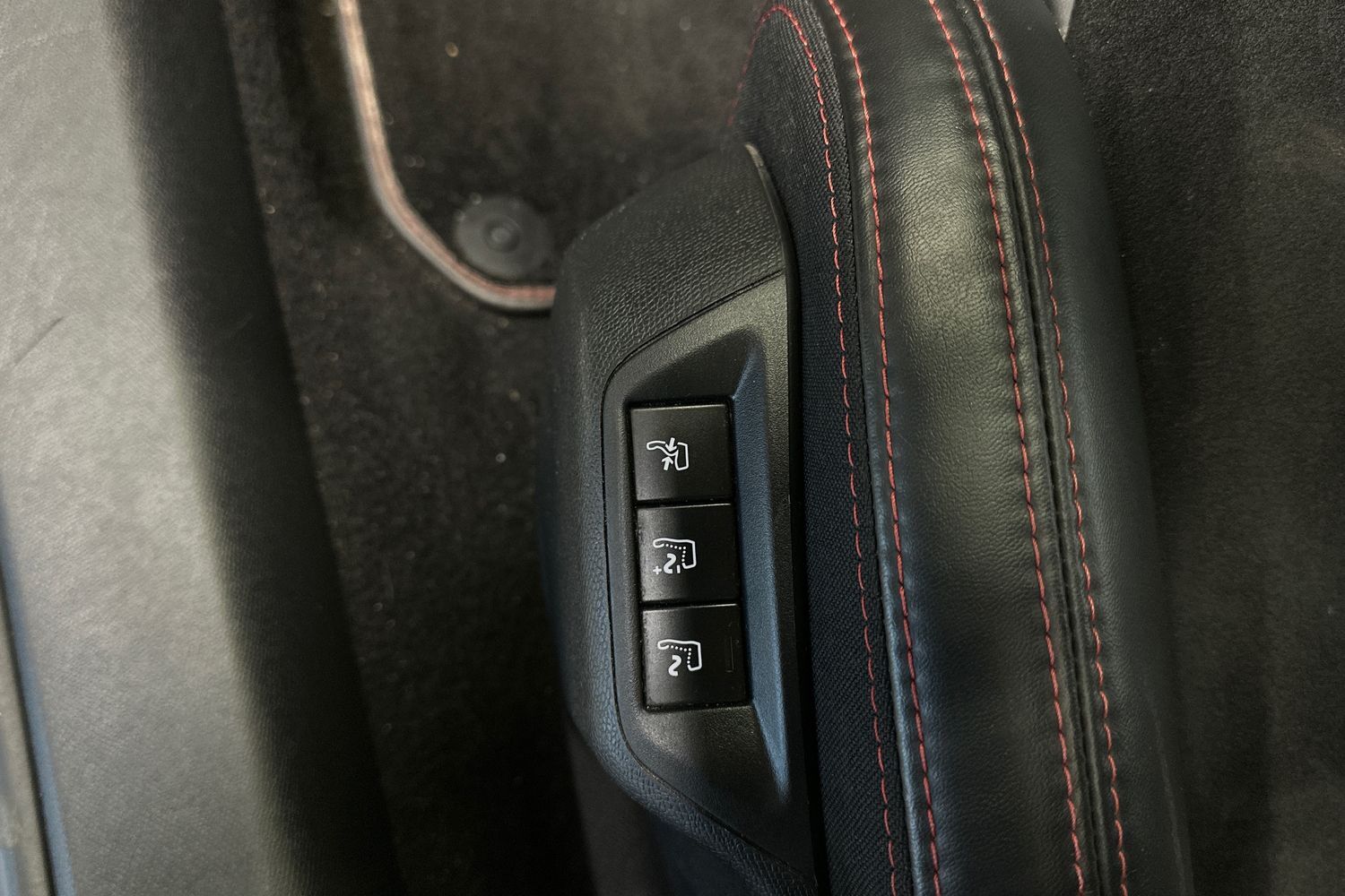 Peugeot 308 vaihtoauto