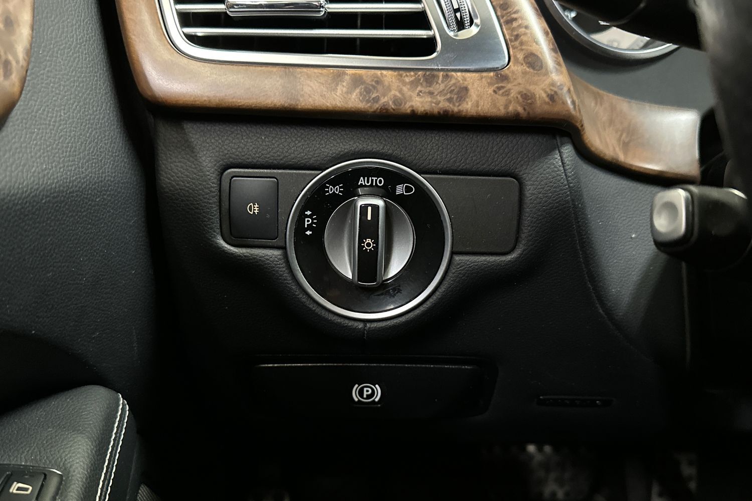 Mercedes-Benz CLS vaihtoauto